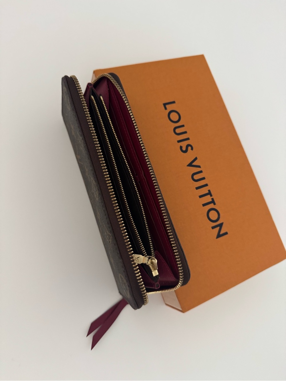 Louis Vuitton Monogram Zipped Women’s Wallet in Burgundy